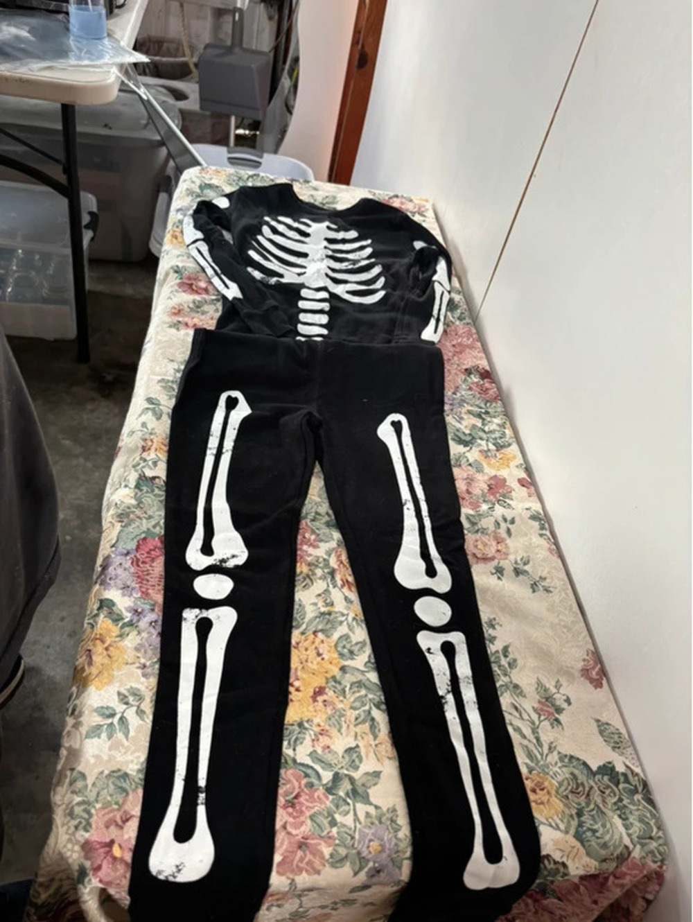 Cat & Jack Kids Skeleton Halloween Pajamas Costume Black White Size 8